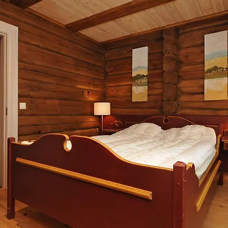 4 Star In Feriehus Favang